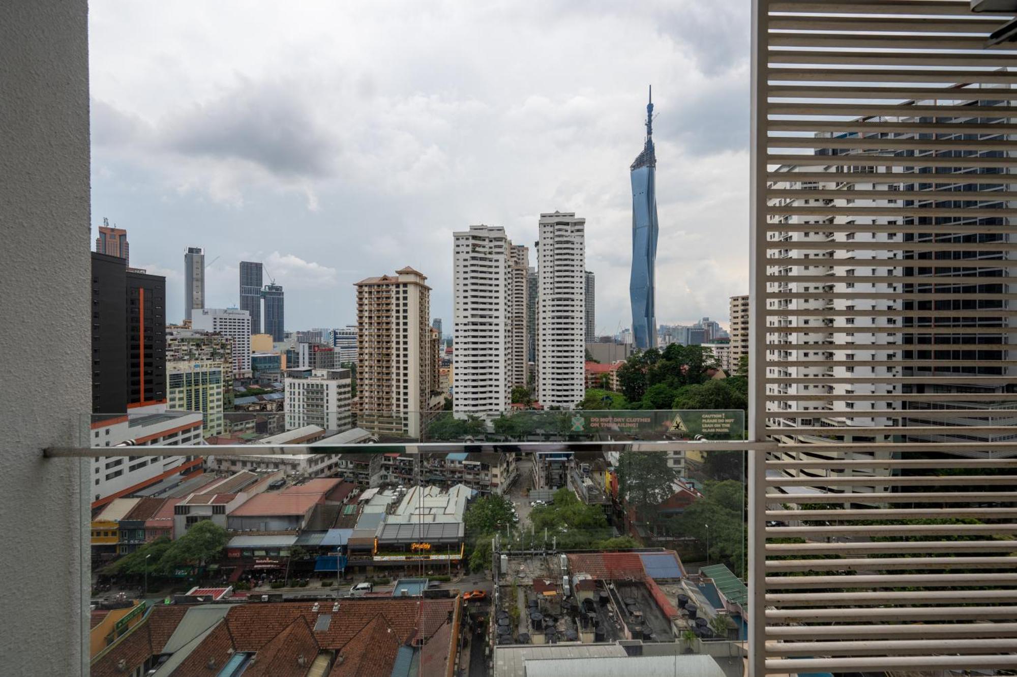 Lila Suites One Bukit Ceylon Kuala Lumpur Exterior photo